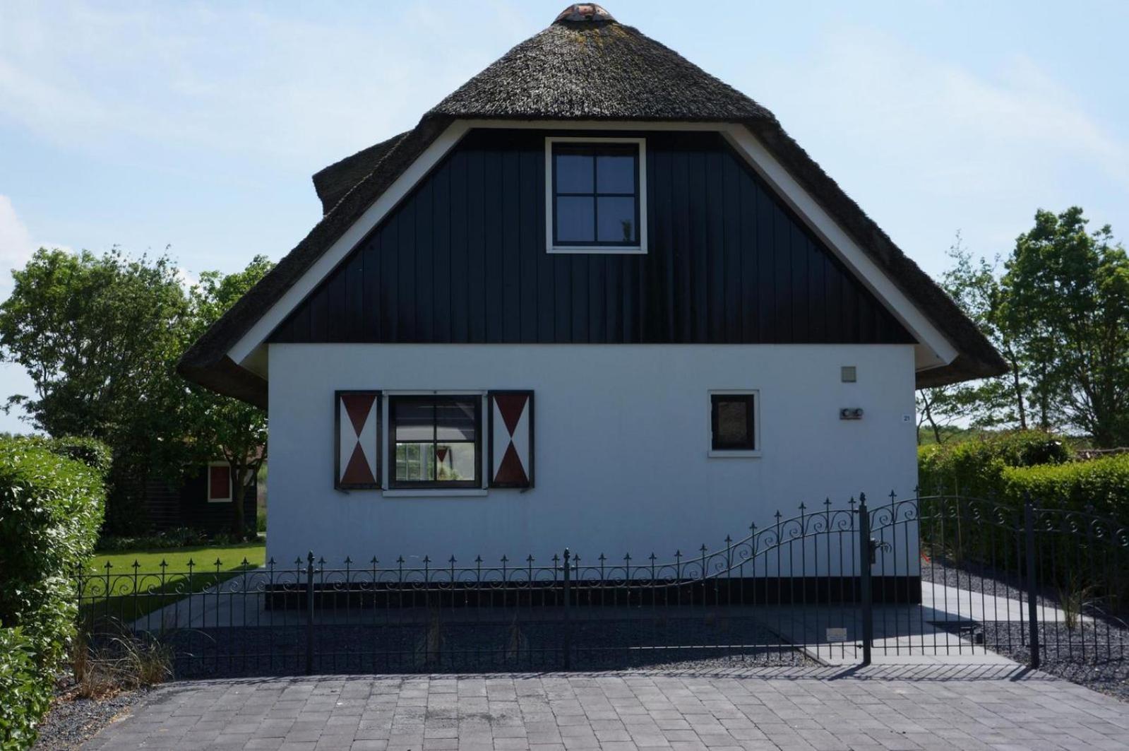 Buitenplaats Villa Deluxe Калантсоог Екстериор снимка